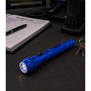 3 Led Flashlight & Magnetic Pick Up Tool